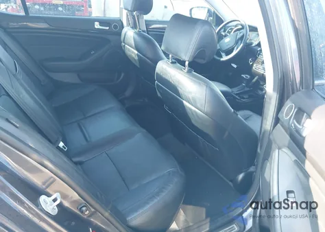 2015 Kia Cadenza Premium из США, поврежденный, VIN KNALN4D70F5196219